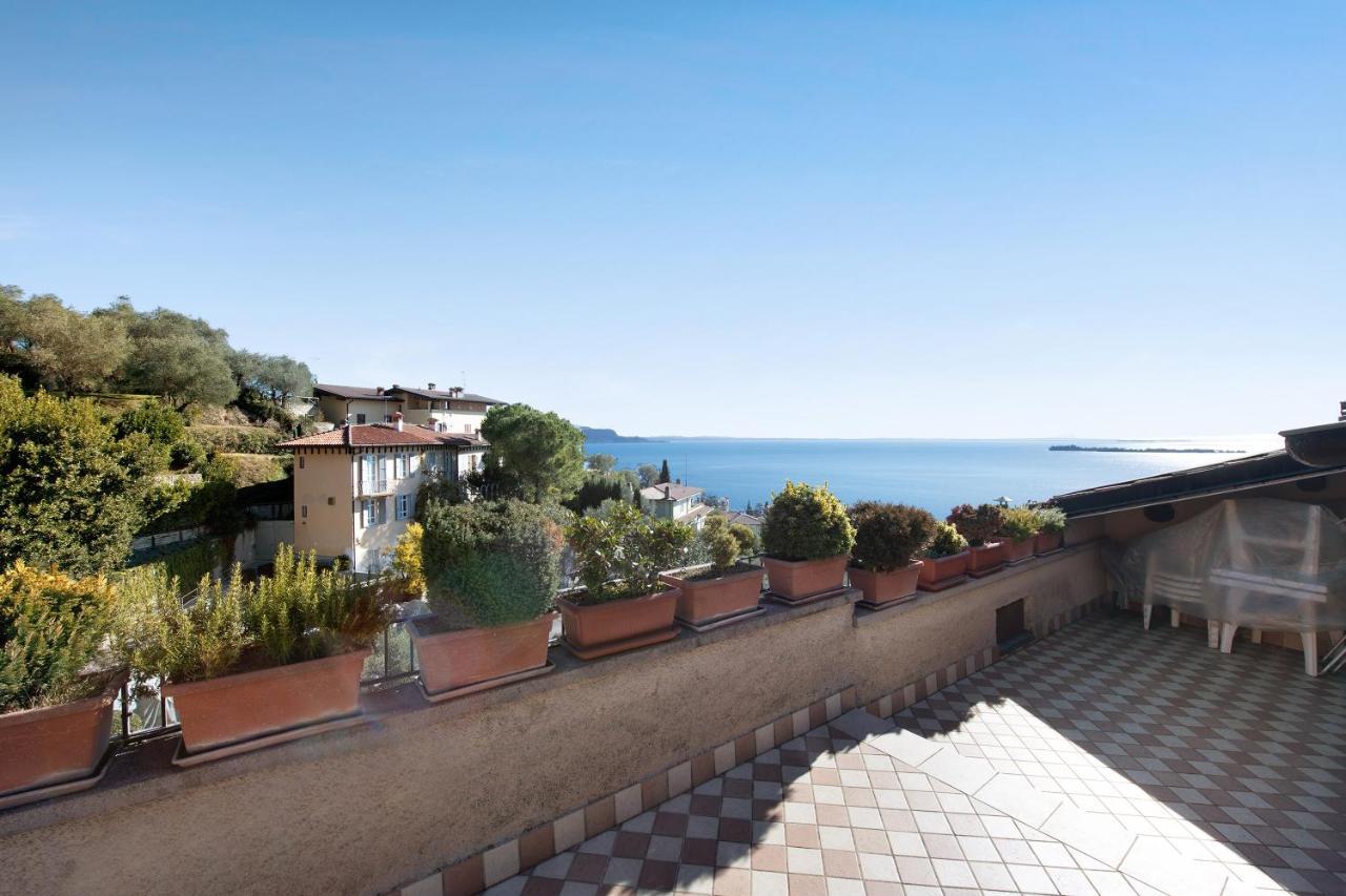 Lake View Apartment Gardone Riviera Dış mekan fotoğraf